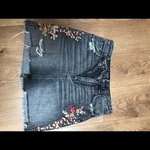 Abercrombie and Fitch Jean Skirt😍